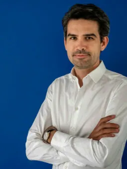 Dr Julien VIGNES